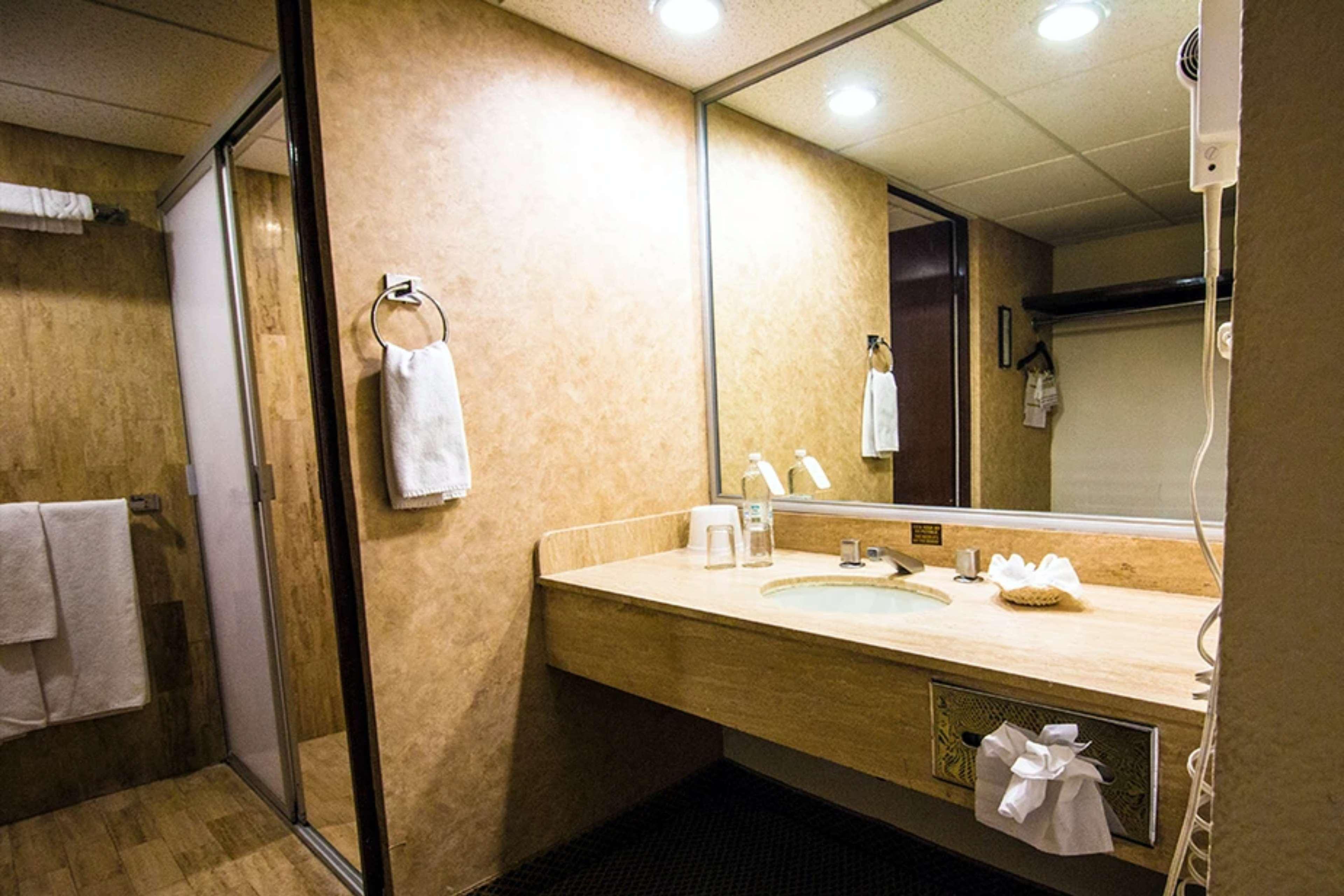 Best Western Posada Del Rio Gomez Palacio Εξωτερικό φωτογραφία